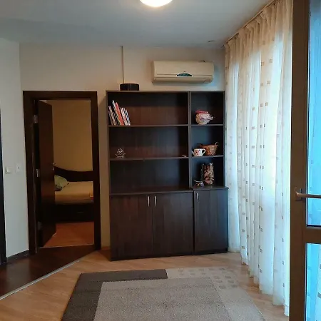 Apartament *